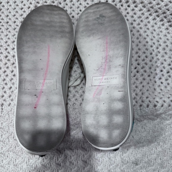 KURT GEIGER LONDON size 42  USA 10 Women's White Sneakers with Rainbow Accents - Picture 10 of 15